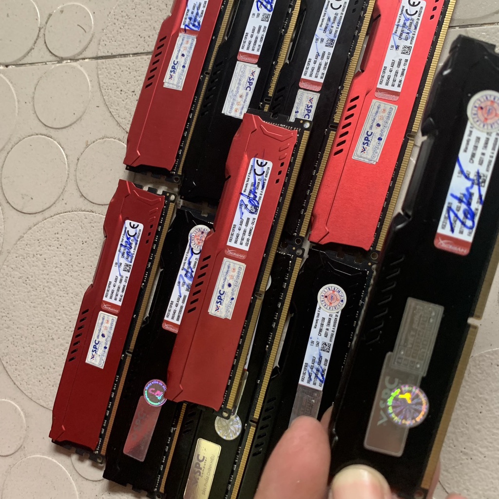 DDR3 RAM 8G - BUS 1600 - HIỆU KINGTON FURY NHIỆT XANH - ĐEN KHÔNG KÉN MAIN -VI TÍNH BẮC HẢI