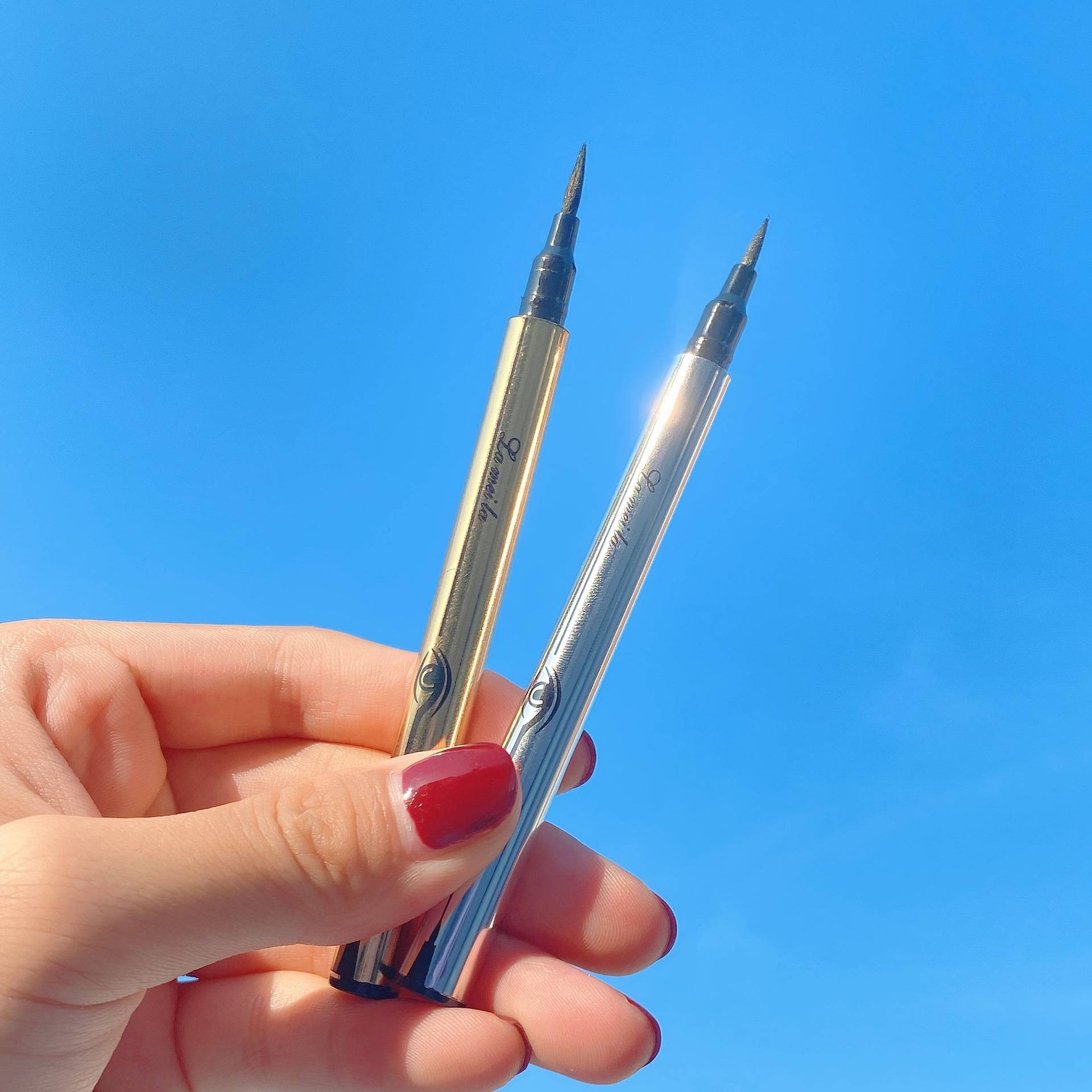 Bút Kẻ Mắt Nhanh Khô Lameila Phong Cách Hàn Quốc Tiện Dụng | BigBuy360 - bigbuy360.vn