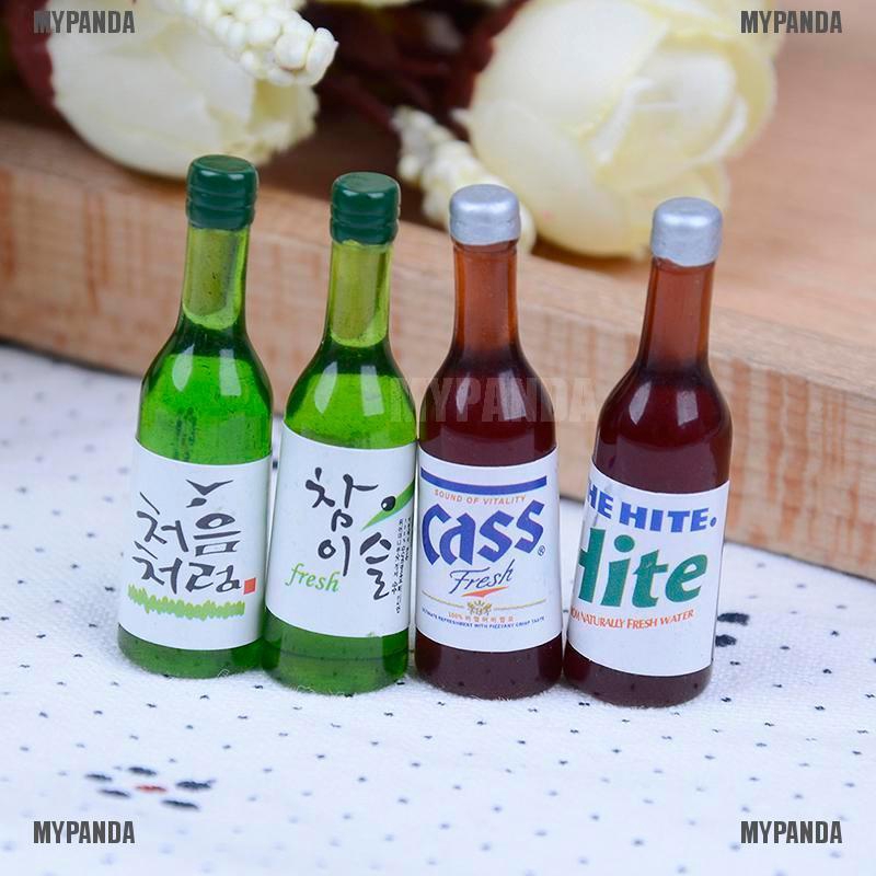 4 chai rượu mini trang trí nhà búp bê 1 : 12