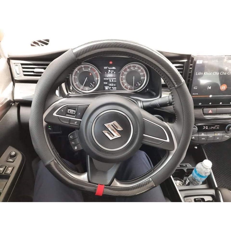Bọc vô lăng chữ D vân Carbon dùng cho các dòng xe