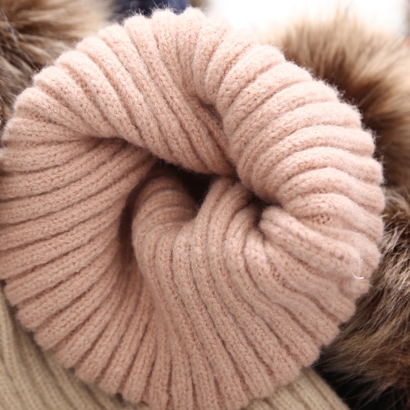 Mũ beanie dệt kim đính quả cầu lông dễ thương cho bé