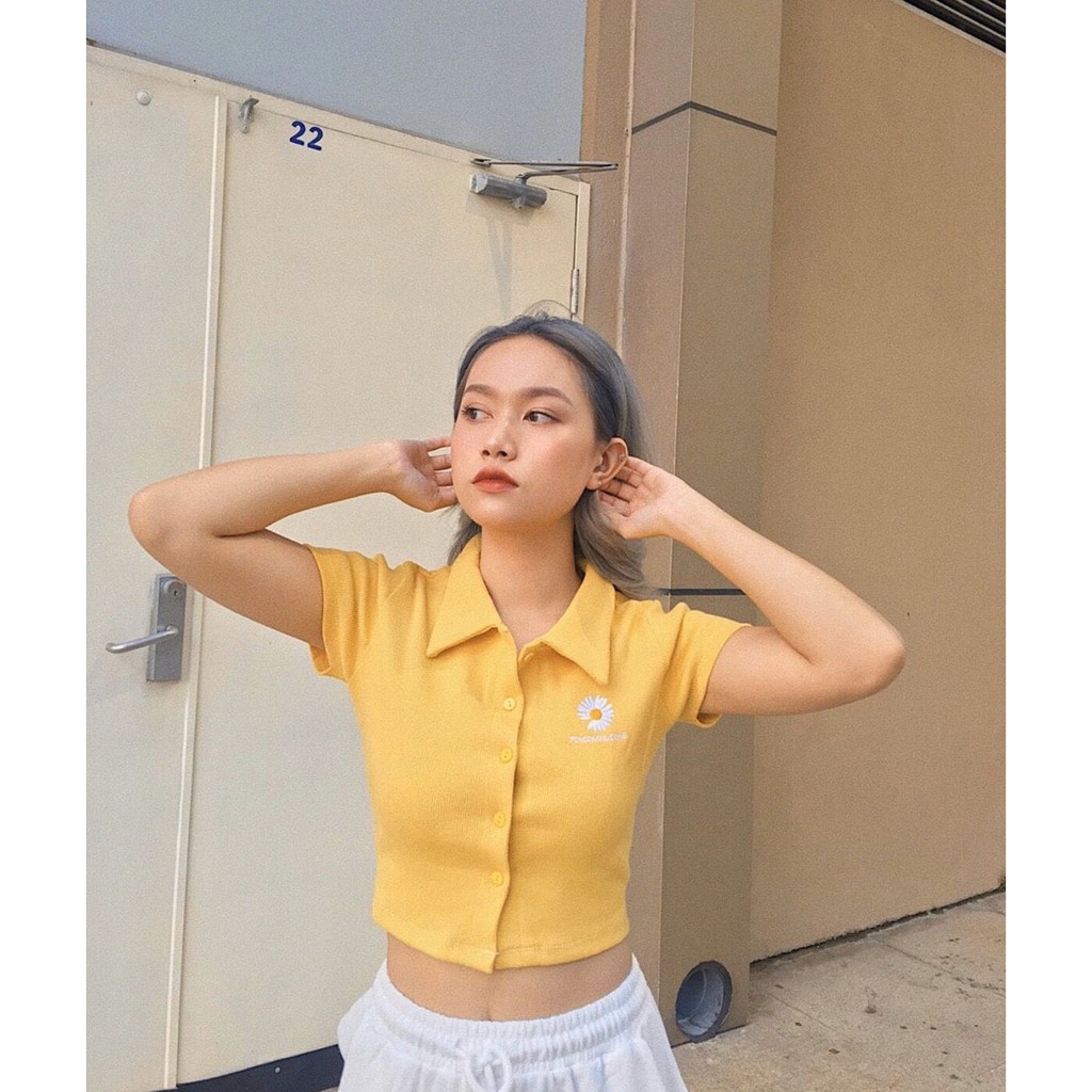 Áo croptop polo thêu hoa cúc xinh cái nút dễ thương hot cute