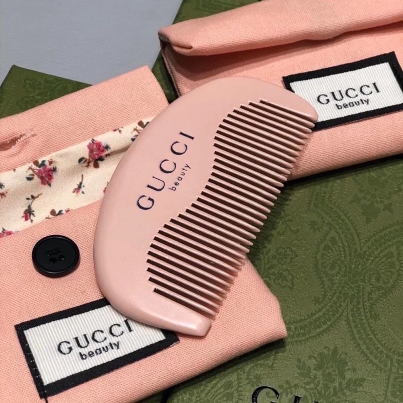 Set Lược Gỗ Gucii Beauty  - săn sale từ Singapore