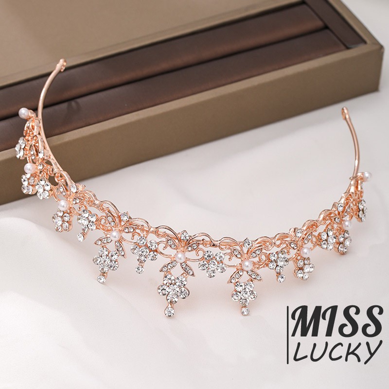 Vương Miện Đính Đá Và Ngọc Trai Sang Trọng Cho Cô Dâu