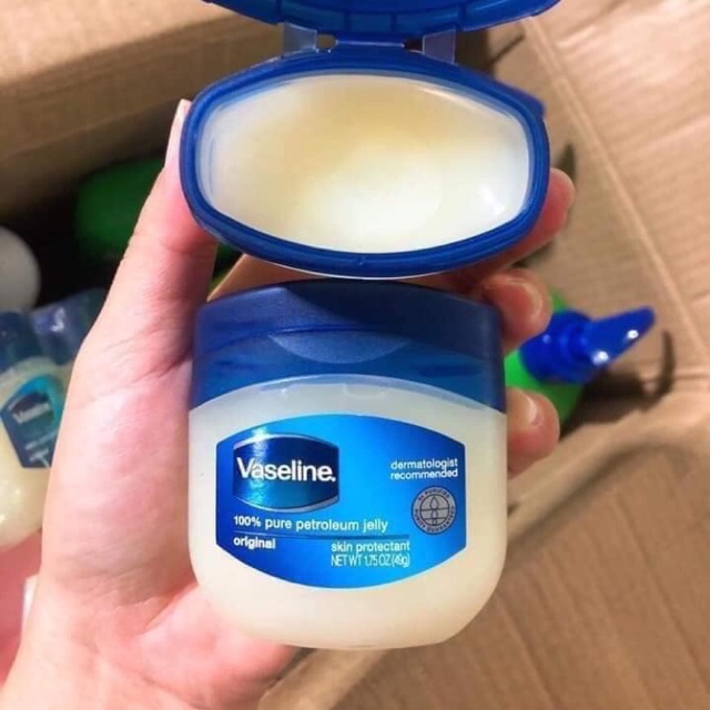 Sáp dưỡng ẩm Vaseline