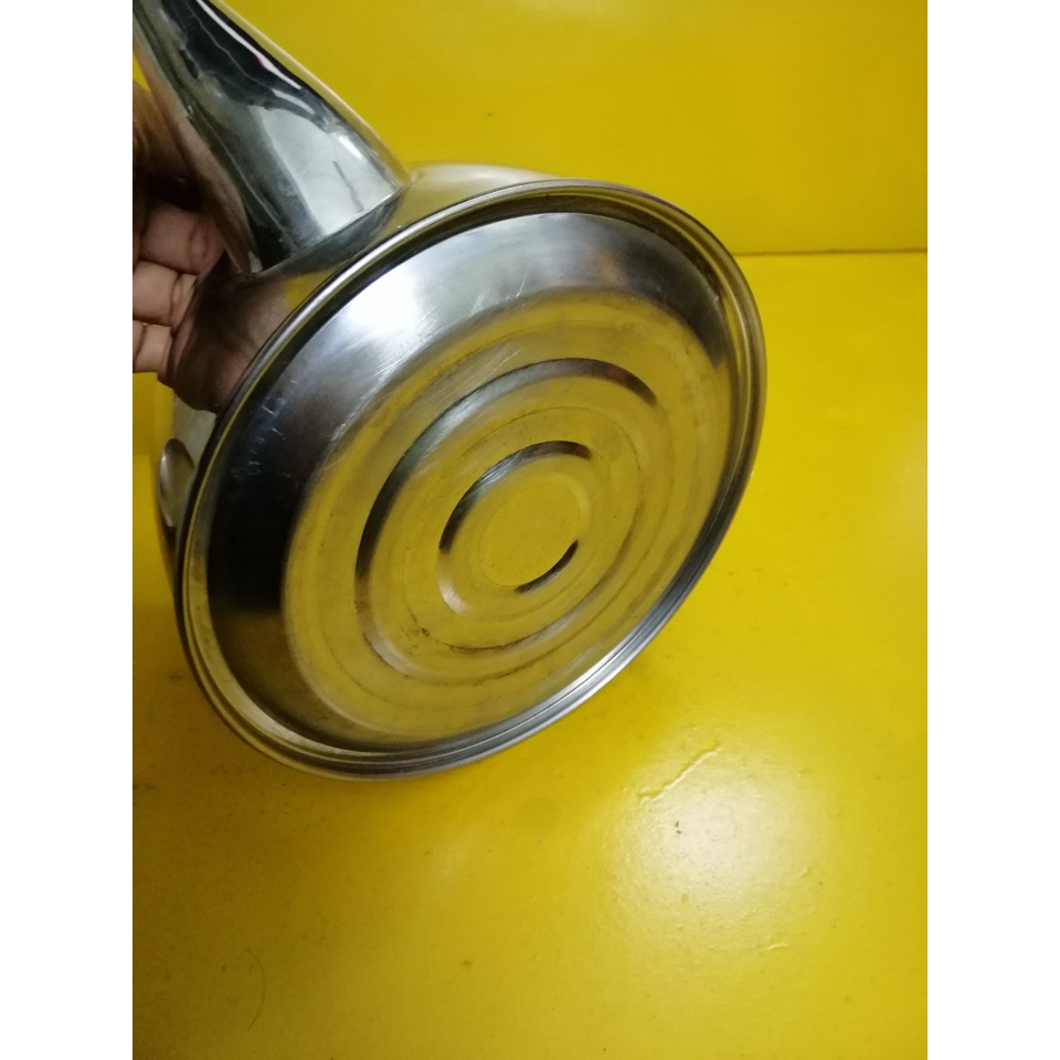 Ấm inox nội địa Nhật (2.3L) (mã 880), Dùng được bếp từ