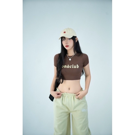 Áo croptop thun MONÁ - LISA