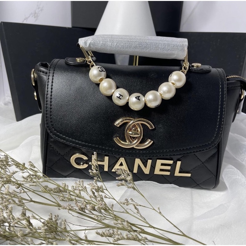 túi Chanel Vip Gift hàng quà tặng quai trai vuông