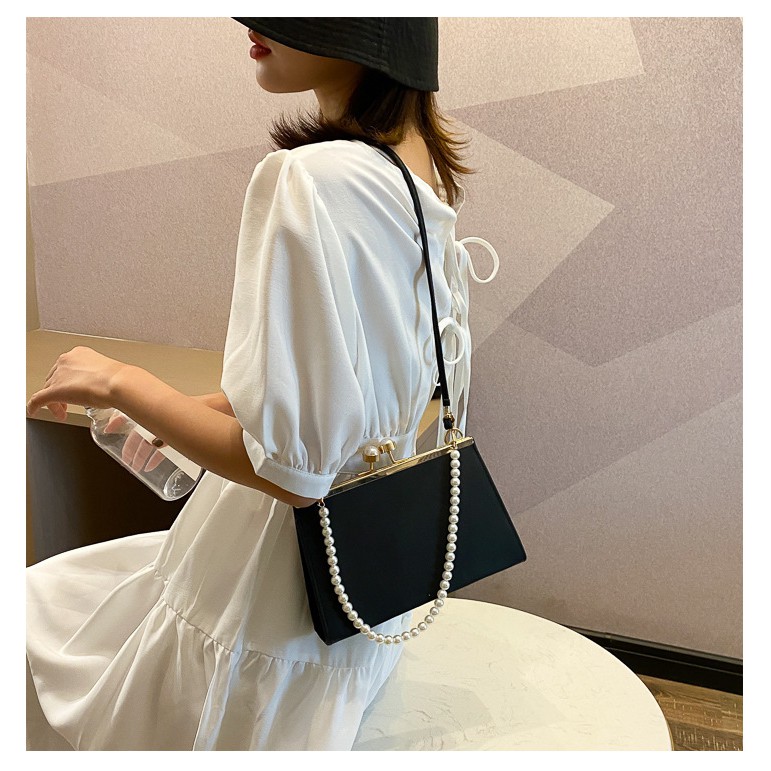 Túi xách nữ quai hạt ngọc dáng vuông TT 34 | BigBuy360 - bigbuy360.vn