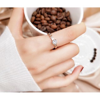 Nhẫn titanium đính hột BHN45