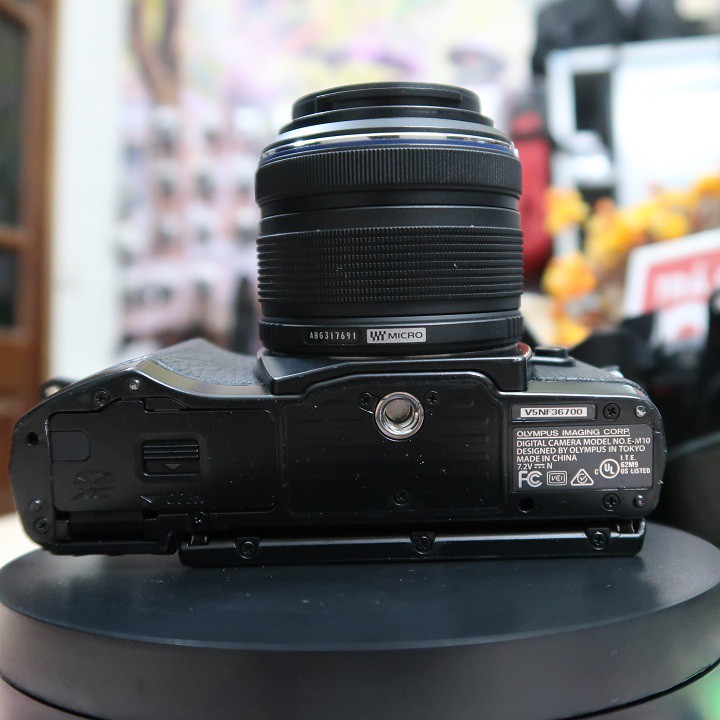 Máy ảnh Olympus OM-D E-M10 mark I kèm ống kính zuiko 14-42