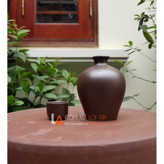 vò đựng rượu gốm sứ