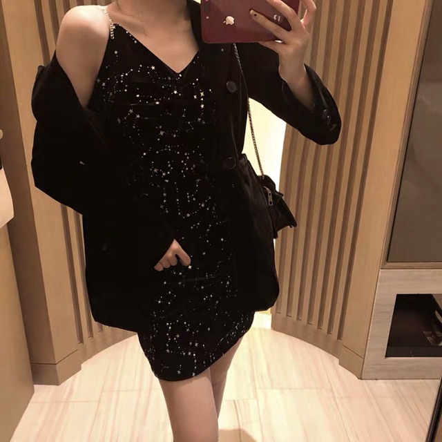 VÁY BLING BLING HỞ VAI QUYẾN RŨ VẢI NHUNG | BigBuy360 - bigbuy360.vn