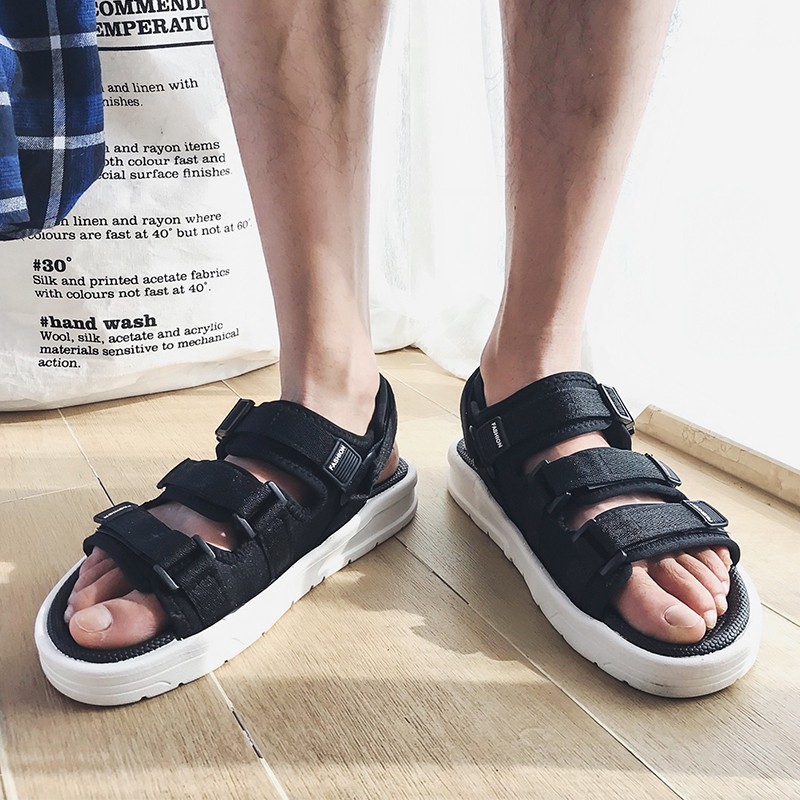 Giày sandal 3 quai gài phong cách Hàn Quốc thời trang