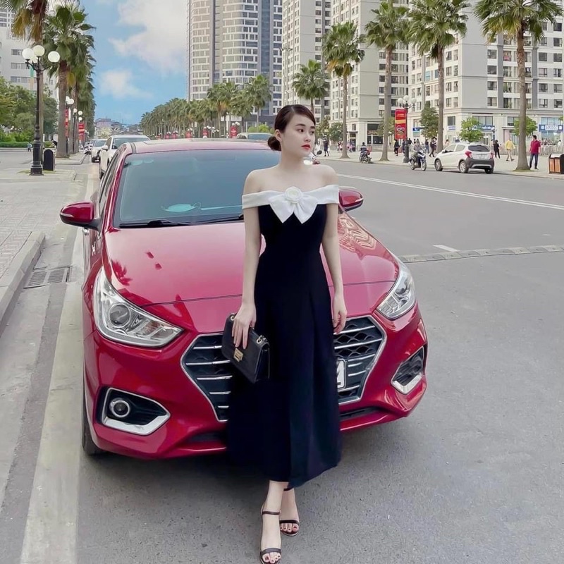Váy trễ vai nơ ngực kèm tag hoa trà siêu xinh