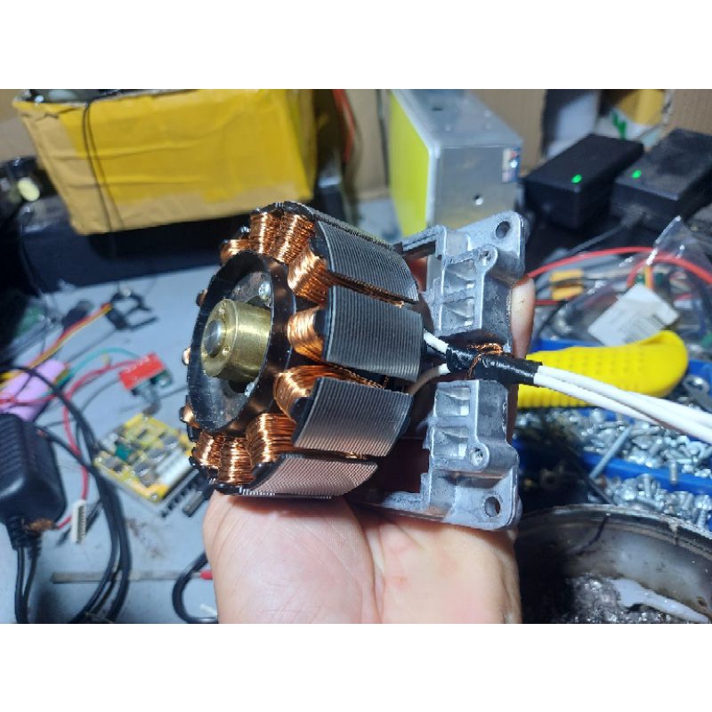 Combo motor + mạch ESC chế máy hút chân không dùng pin.