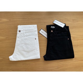 Quần jeans ống đứng cắt lai
