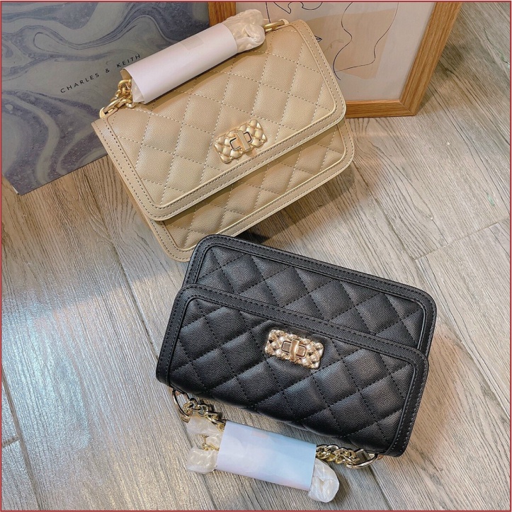 Túi CNK May Quả Trám Khóa Xoay Sang Trọng Quý Phái Cho Phái Đẹp DC5701