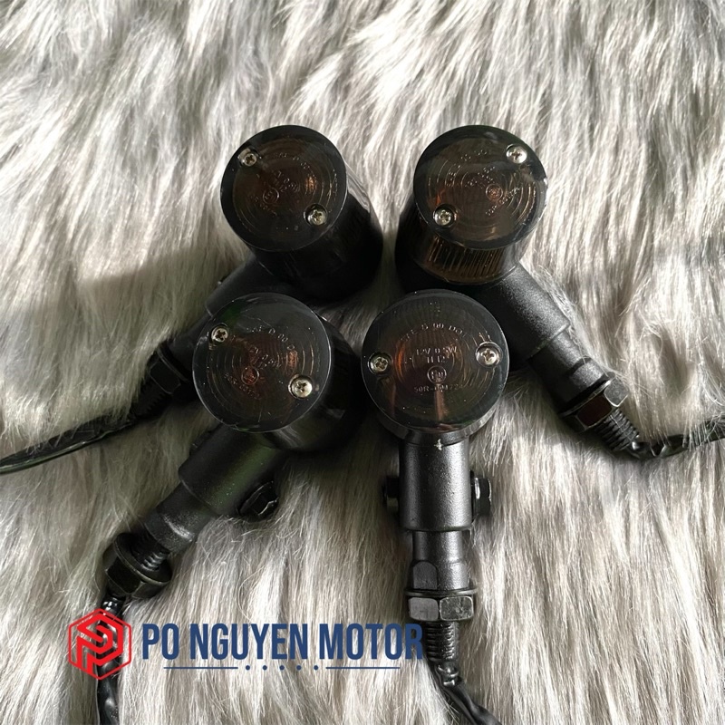 ĐÈN XI NHAN LIGHT BLACK CHO CÁC DÒNG XE CLASSIC
