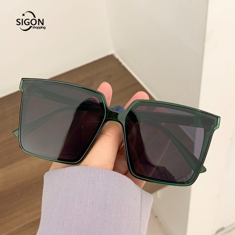 Kính Mát Gọng Vuông Lớn Chống Tia Cực Tím Thời Trang Cho Nữ