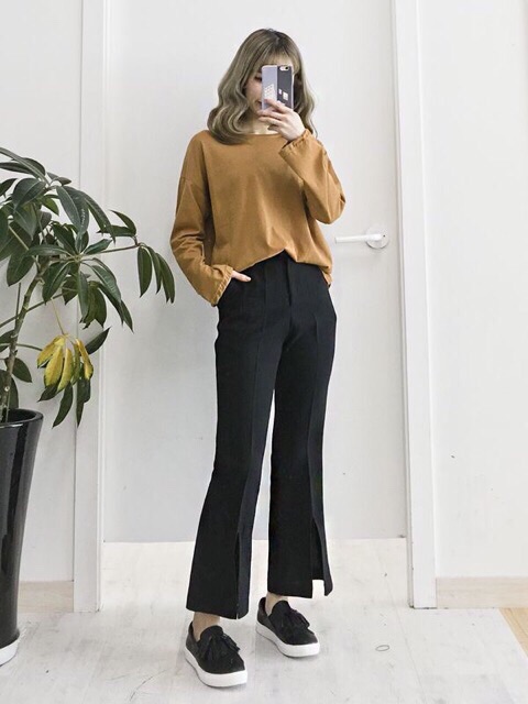 Quần Tây ống loe xẻ ly trước “giống y hình” | BigBuy360 - bigbuy360.vn