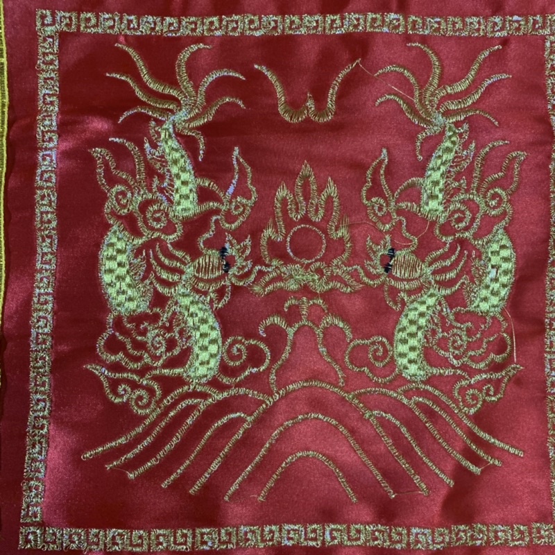 FREE SHIP 1 đôi bối tử 2 mặt trước sau,lan can kim tuyến thêu 3D hình hổ phù và rồng chầu mặt nguyệt hàng cực đẹp