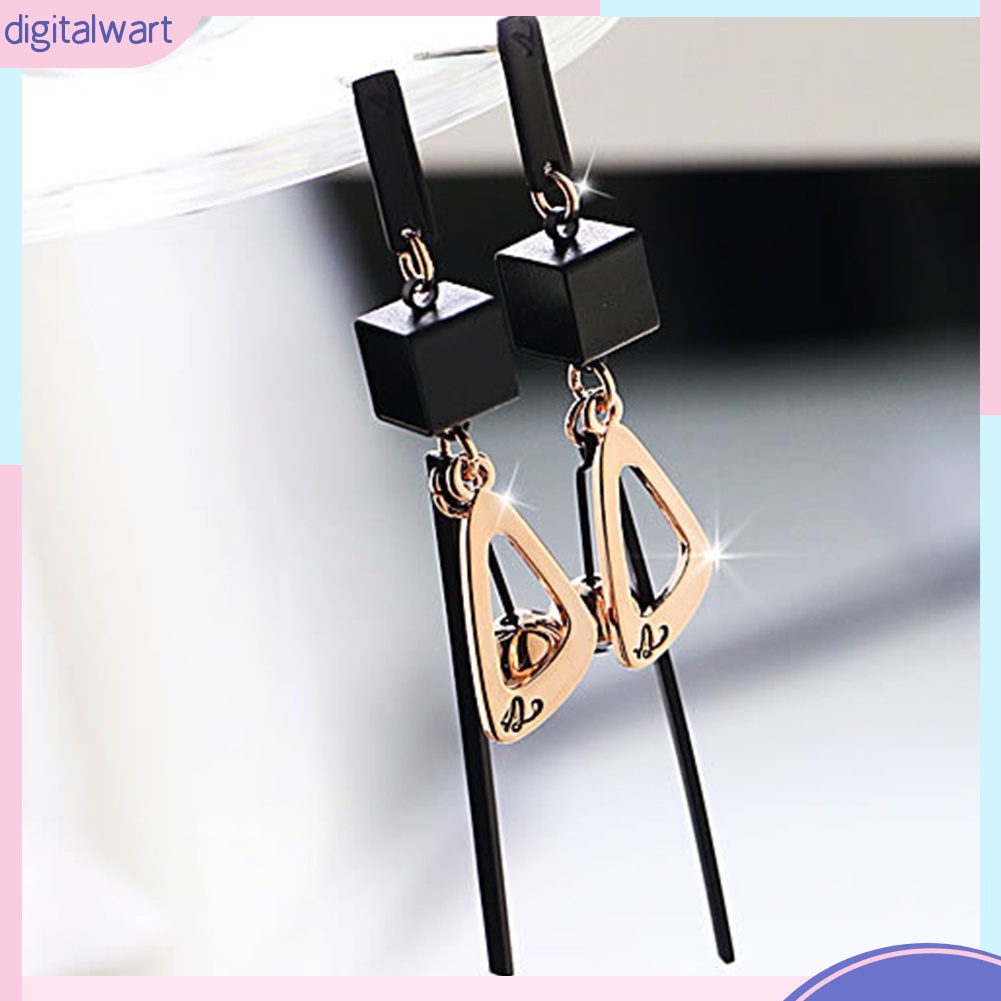 Đôi bông tai dáng dài nhiều chi tiết kiểu dáng thanh lịch cho nữ