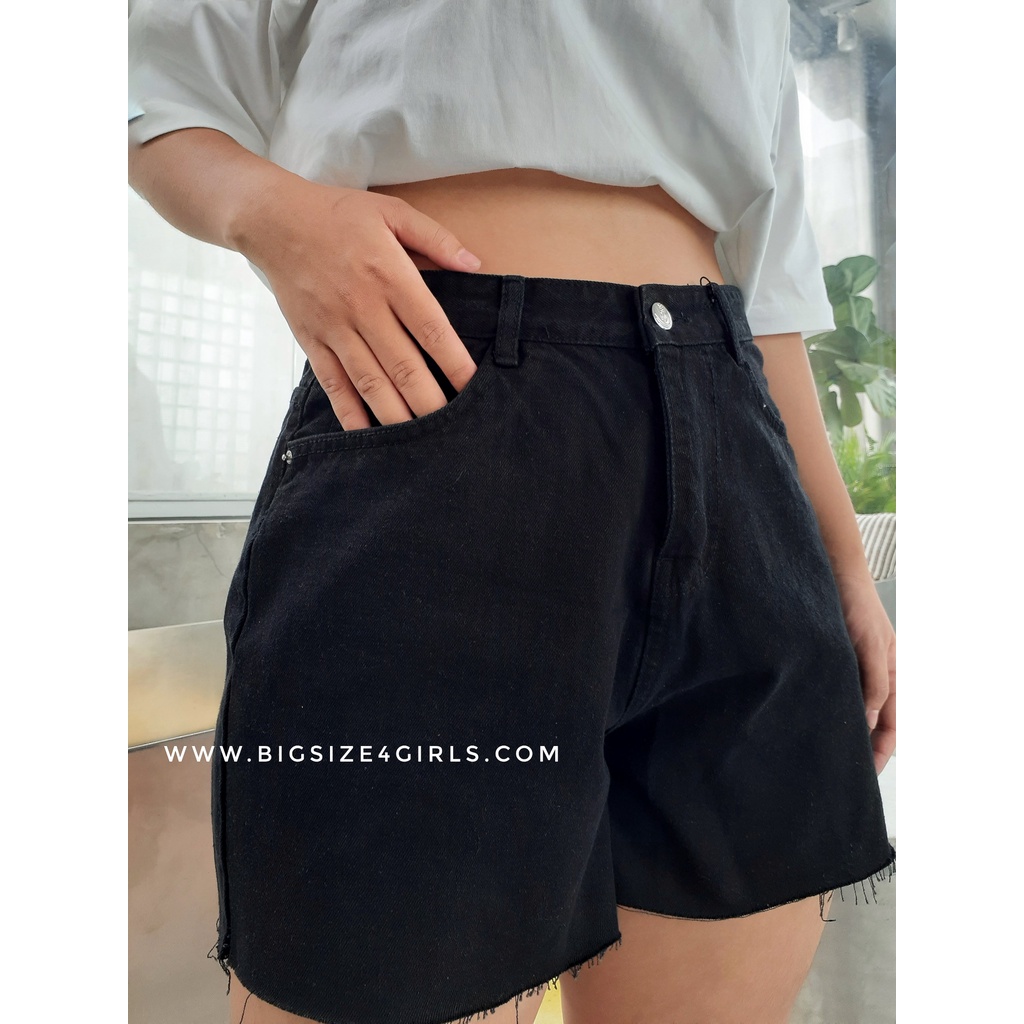 SHORT JEANS TRƠN TUA LAI - SB002