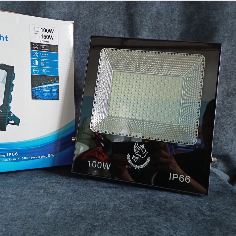 ĐÈN PHA LED 50W, 100W, 200W NGOÀI TRỜI CHUYÊN CÔNG TRÌNH, PHA QUẢNG CÁO, NHÀ XƯỞNG, SÂN BÓNG, CHỐNG NƯỚC IP66