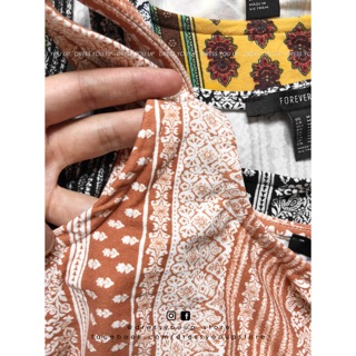 Đầm ba lỗ thổ cẩm