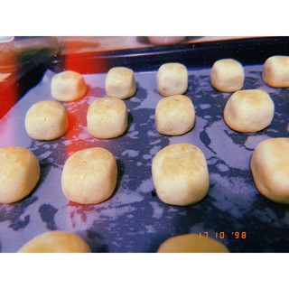 BÁNH DỨA ĐÀI LOAN MINI SIZE - 300GR