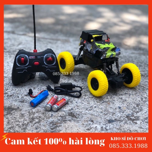 Ô Tô Địa Hình Điều Khiển 4 Chiều ,Tốc Độ Cao , Chắc Chắn Tặng Kèm Pin