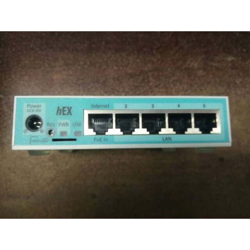 Thiết bị Router cân bằng tải Mikrotik 750GR3 hàng đã qua sử dụng