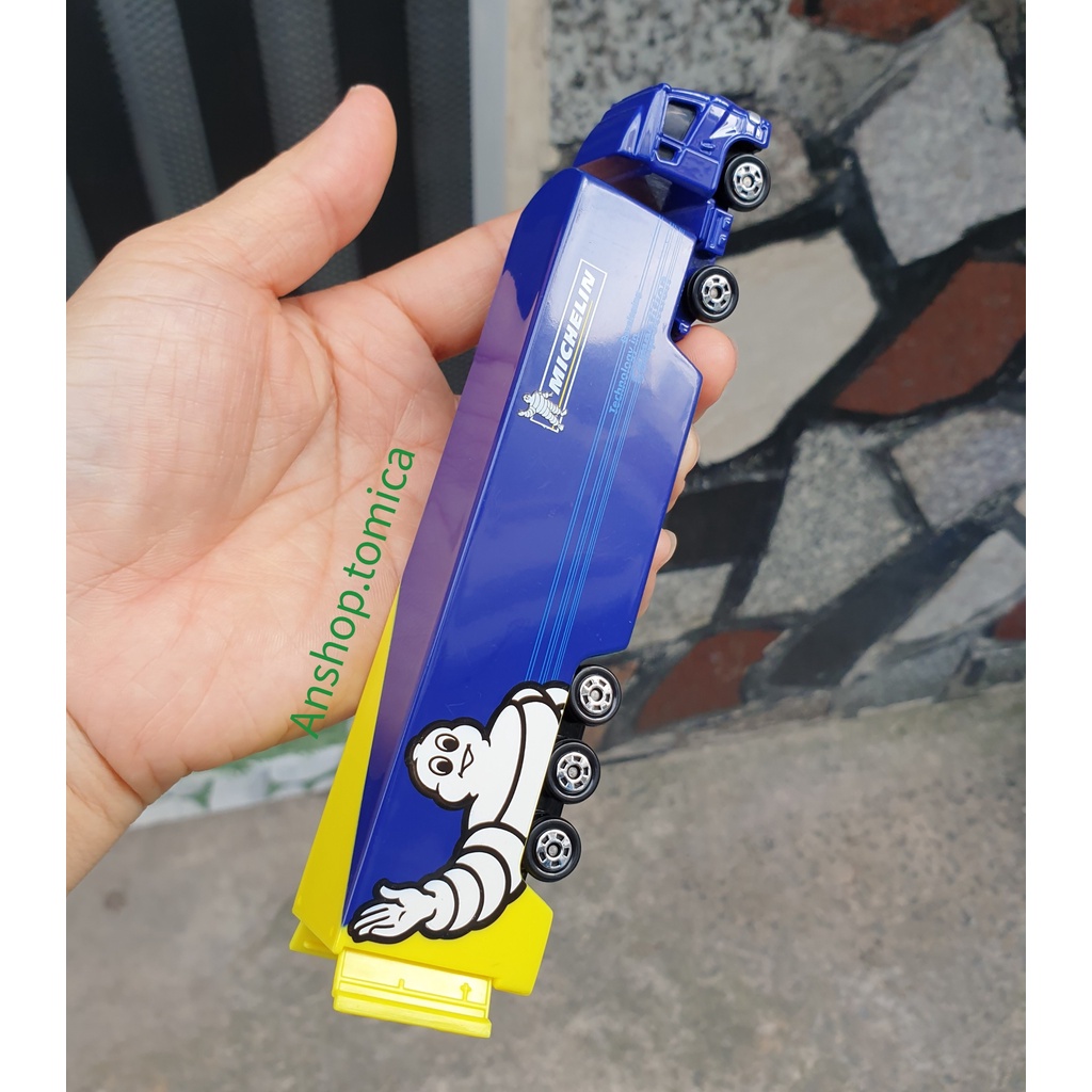 Mô hình xe cont mở được cửa tomica Nhật Bản No135