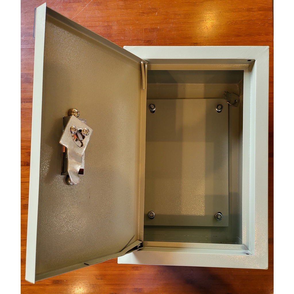 Vỏ tủ điện sắt TG 50x40x18