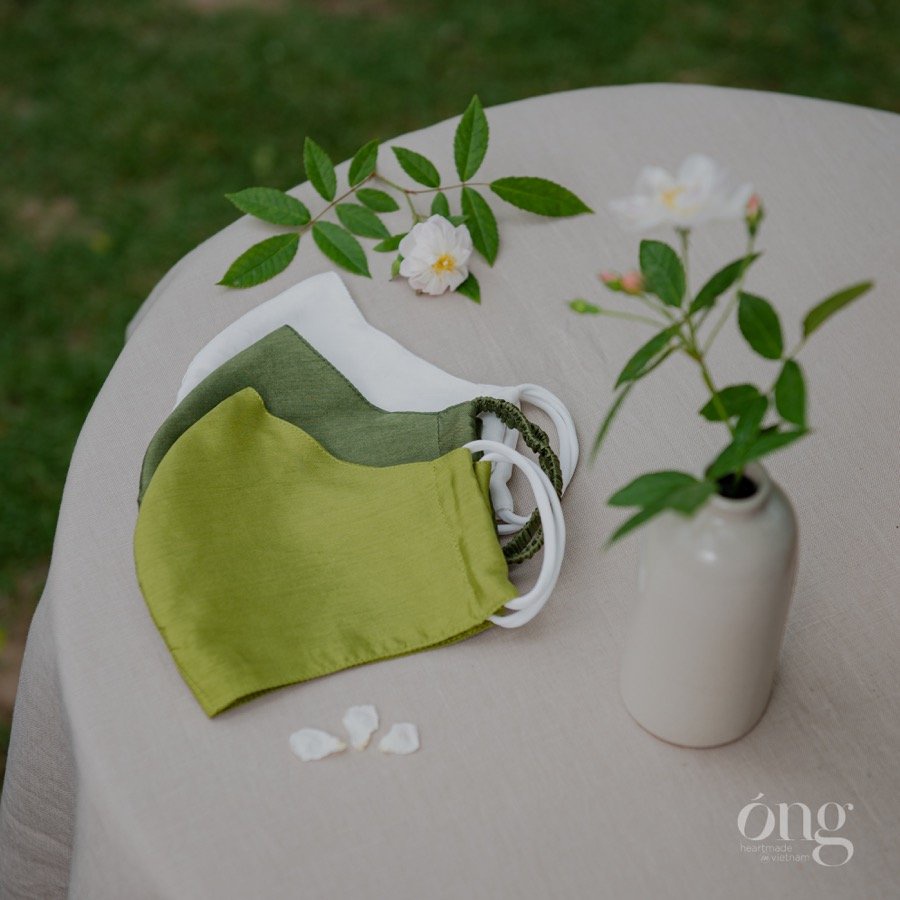 Khẩu trang 100% tơ tằm - kháng khuẩn & thoáng khí