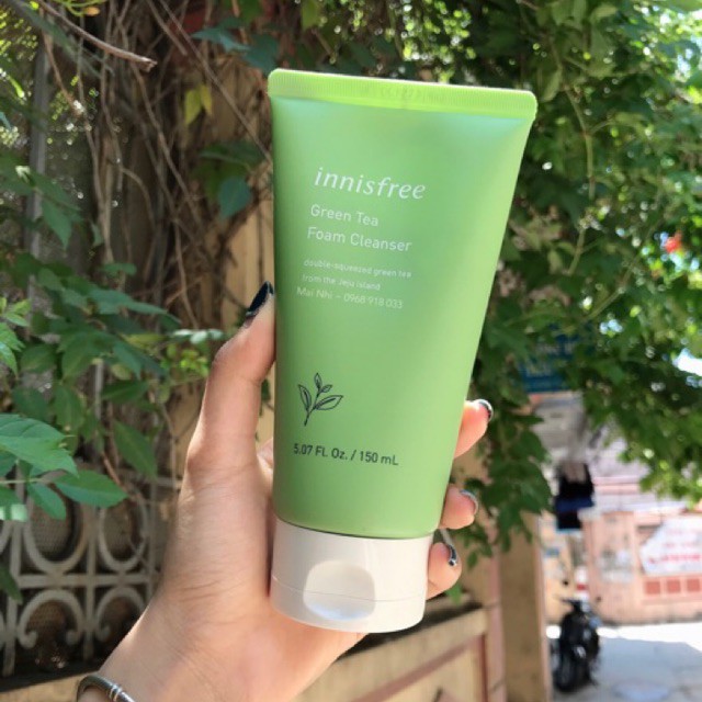 Sữa rửa mặt trà xanh innisfree sạch mụn dưỡng ẩm tốt