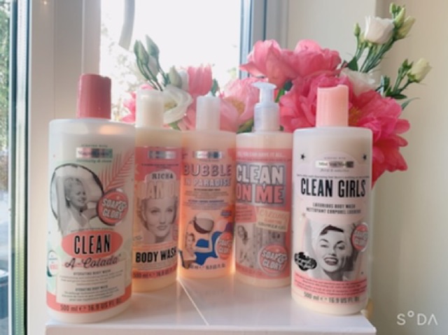 Sữa tắm Soap and Glory Rich and Famous Body Wash 500ml | BigBuy360 - bigbuy360.vn