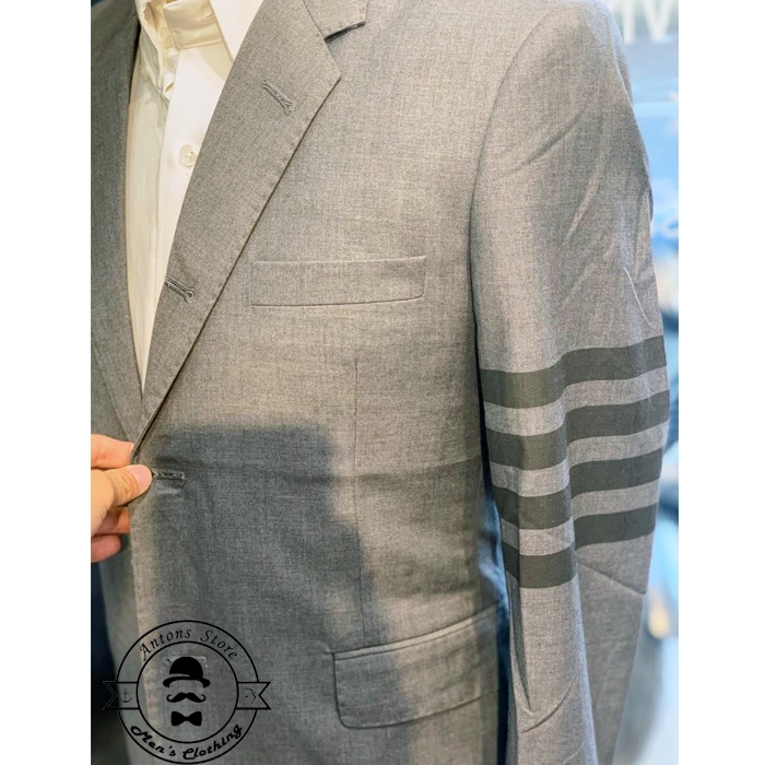 Vest Thom Browne Ghi 4 Vạch Đen