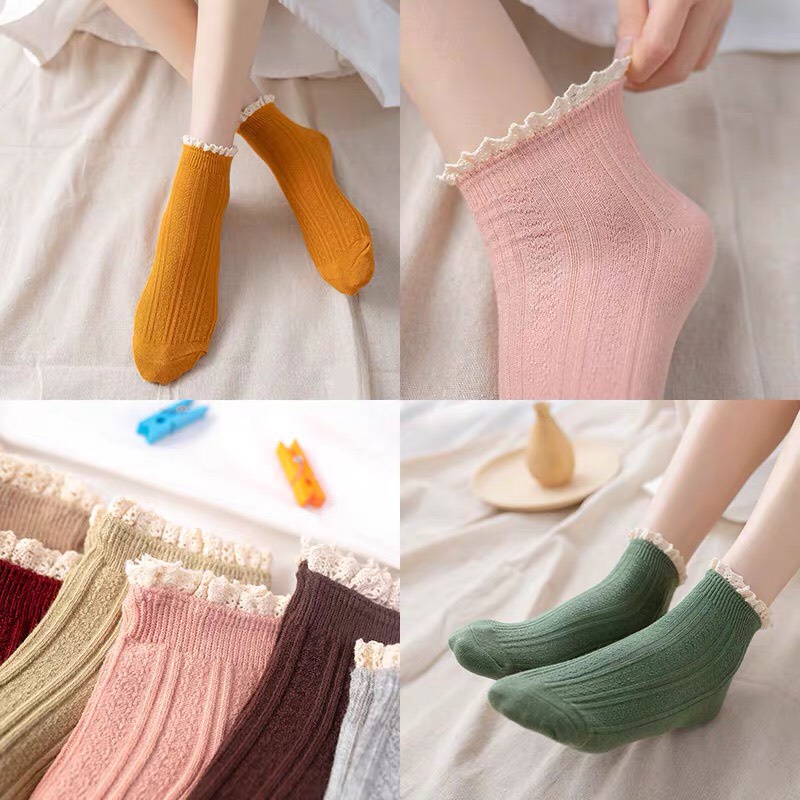 Tất Vớ Nữ Cổ Thấp Viền Bèo Trắng