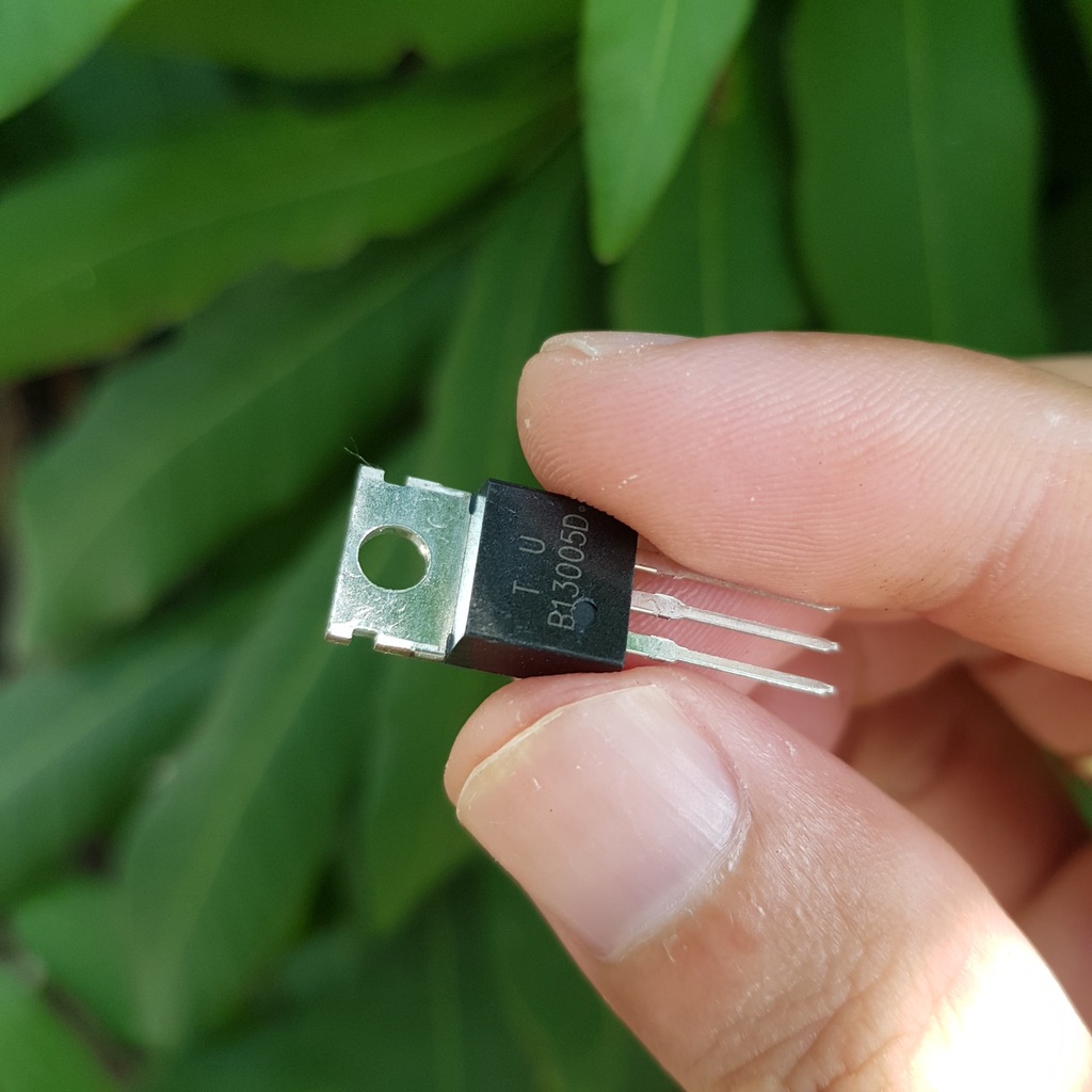 13005D 13005 B13005D Transistor NPN 400V 4A