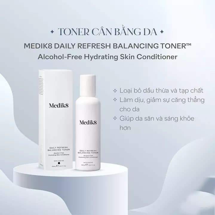 Nước hoa hồng Medik8 Daily Refresh Balancing Toner 150ml