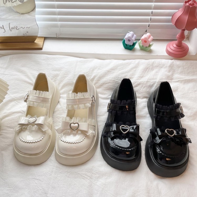 [Sẵn] Giày Búp Bê Lolita Đính Ren Quai Ngang Khoá Gài Hình Tim (Size 35-40) 8301
