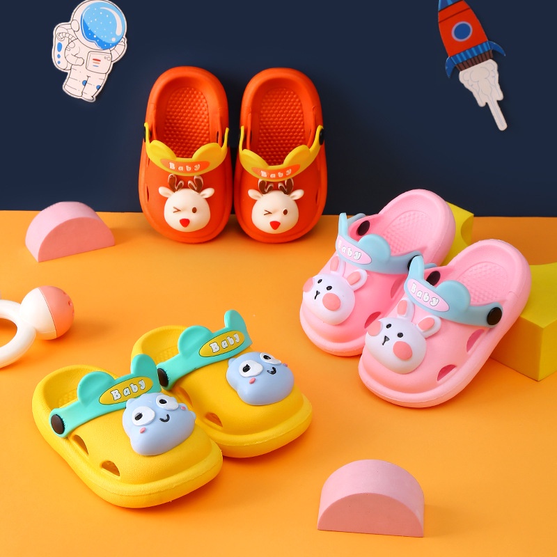 Dép Trẻ Em Hãng Baby Kiểu Dáng Sục Họa Tiết Đáng Yêu Dành Bé Trai Và Bé Gái Giày Bền Đẹp Có Đế Chống Trơn Trượt - Mã K18