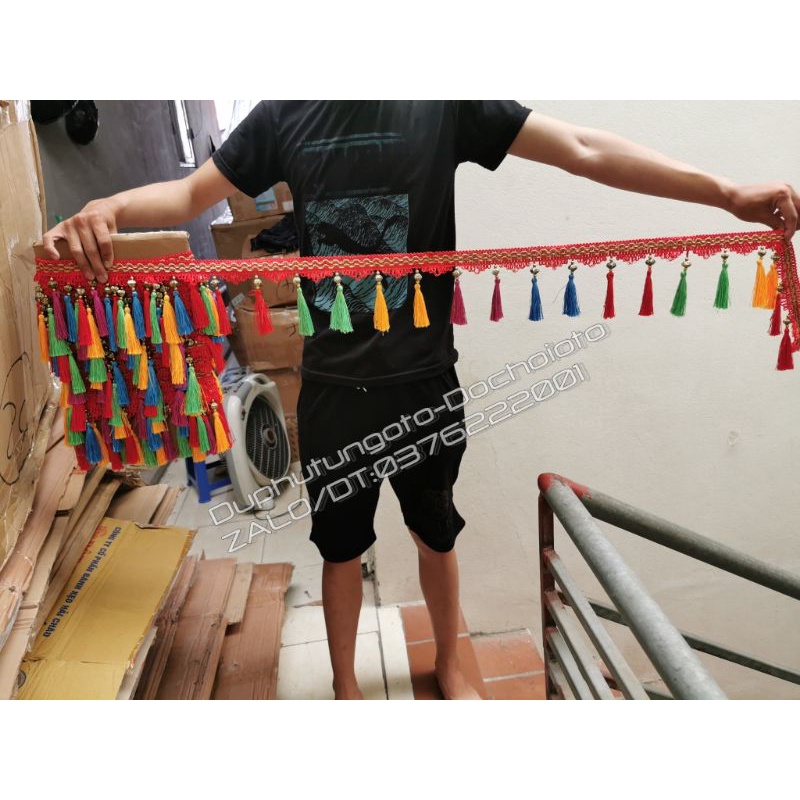 Rèm trang trí nội thất ô tô, rèm kính chắn gió.