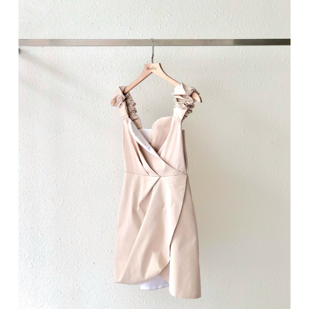 Đầm hai dây kiểu RECHIC vạt chéo Bailey màu beige | BigBuy360 - bigbuy360.vn