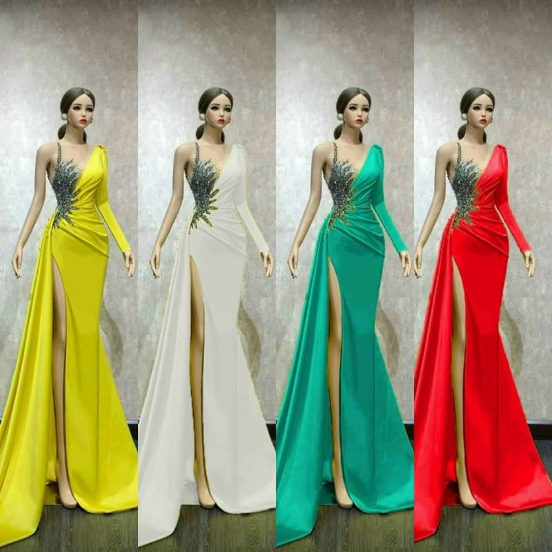 Đầm đắp chéo xẻ đùi