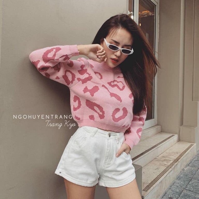 Áo len hồng loang