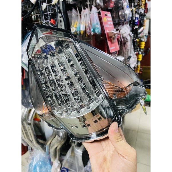 Đèn hậu nakasone ex 135 5s