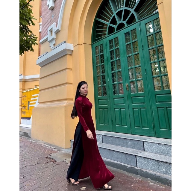 Áo dài Nhung Đỏ Đô may sẵn đủ size. Chất liệu Nhung lì cao cấp, mềm mướt , co giãn.